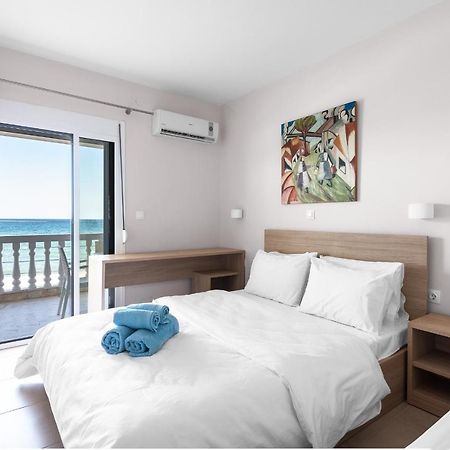 Blue Flag, Nilie Hospitality Mgmt Apartment Olympiakí Aktí Ngoại thất bức ảnh