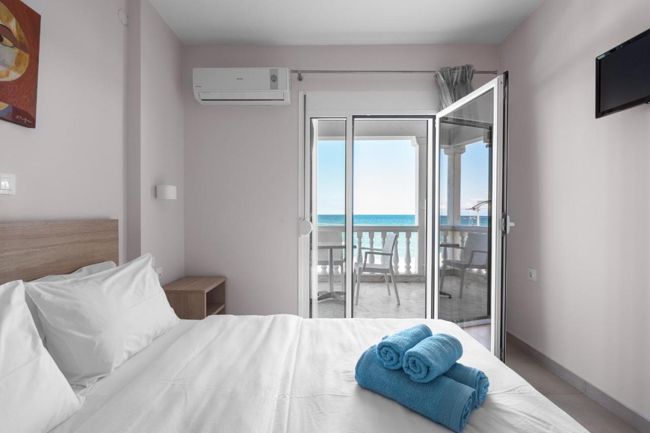 Blue Flag, Nilie Hospitality Mgmt Apartment Olympiakí Aktí Ngoại thất bức ảnh