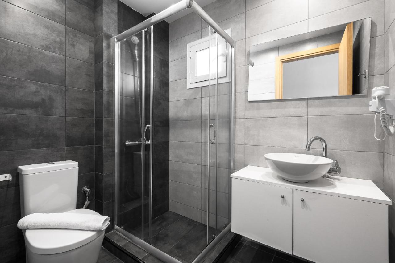 Blue Flag, Nilie Hospitality Mgmt Apartment Olympiakí Aktí Ngoại thất bức ảnh