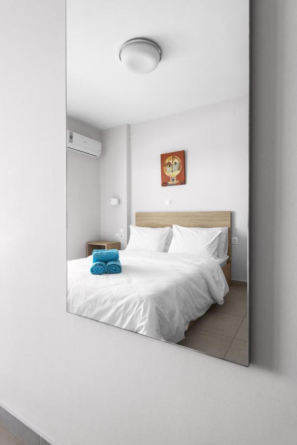 Blue Flag, Nilie Hospitality Mgmt Apartment Olympiakí Aktí Ngoại thất bức ảnh