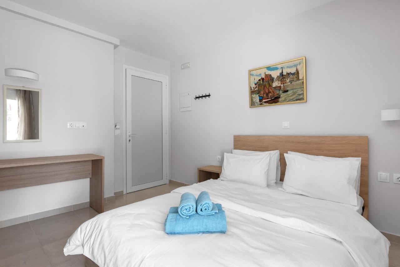 Blue Flag, Nilie Hospitality Mgmt Apartment Olympiakí Aktí Ngoại thất bức ảnh